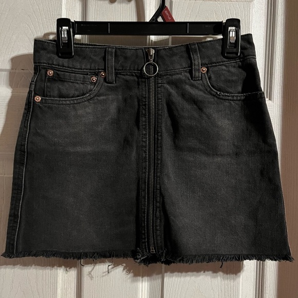 Free People Pants - Free People We The Free Jean Skirt Black Mini Front Zip 90s Edgy Frayed Size XXS